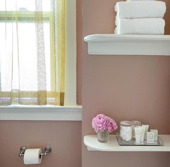 キングサイズベッドのデラックスルーム, Petite Auberge