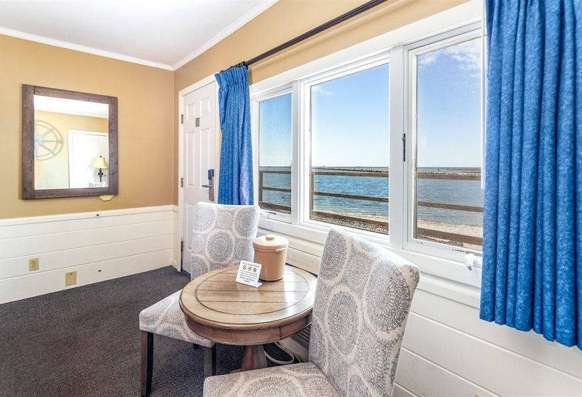 高级海景房, Provincetown Inn