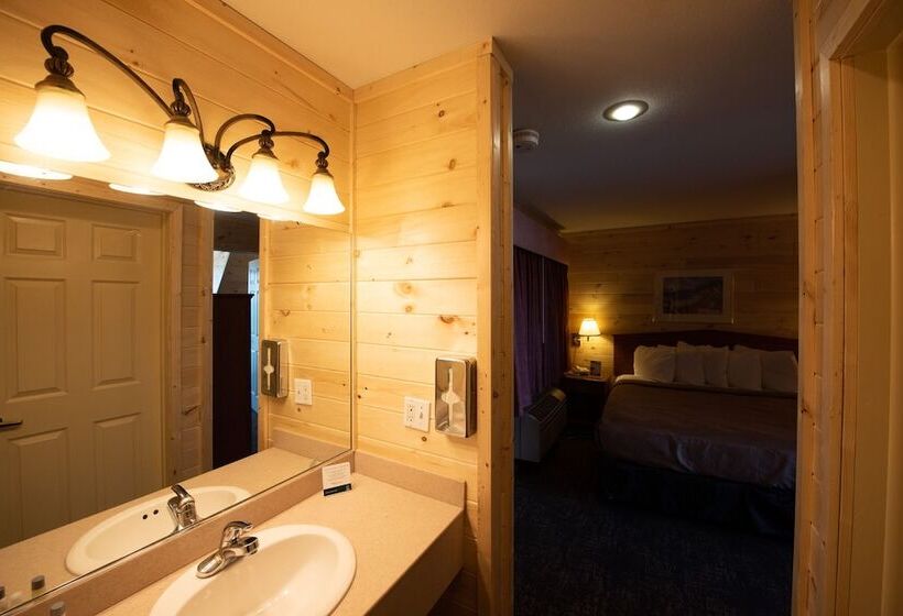 חדר סטנדרט שתי מיטות זוגיות, Quality Inn & Suites Beachfront