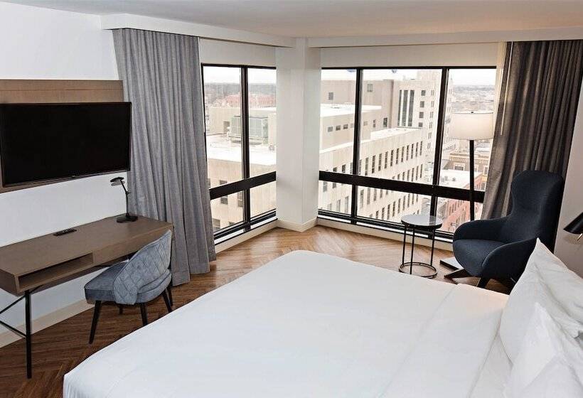 סוויטה נשיאותית, Radisson Blu  Fargo