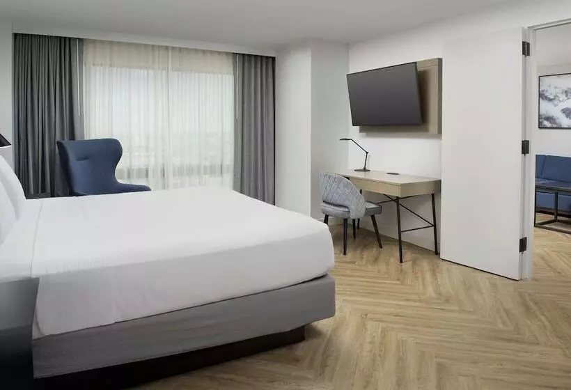 سوئیت پرزیدنت, Radisson Blu  Fargo