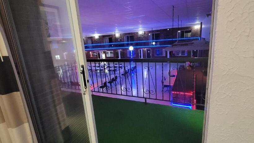 غرفة قياسية, Ramada By Wyndham Mountain Home