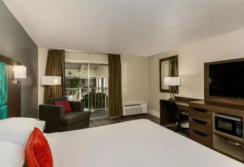 キングサイズベッドのスタンダードルーム, Red Lion Hotel Pocatello