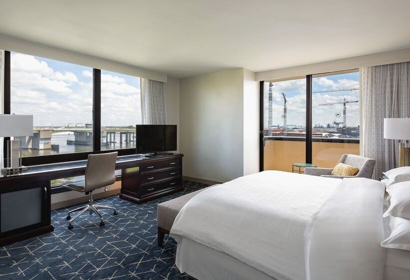 חדר סטנדרט מיטה זוגית, Sheraton Norfolk Waterside