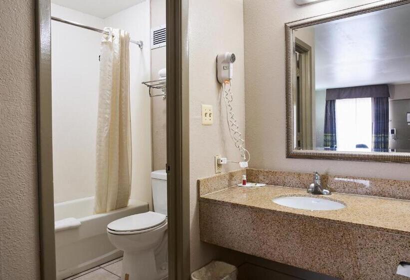 غرفه قياسيه سريرين مزدوجين, Super 8 By Wyndham Garysburg/roanoke Rapids