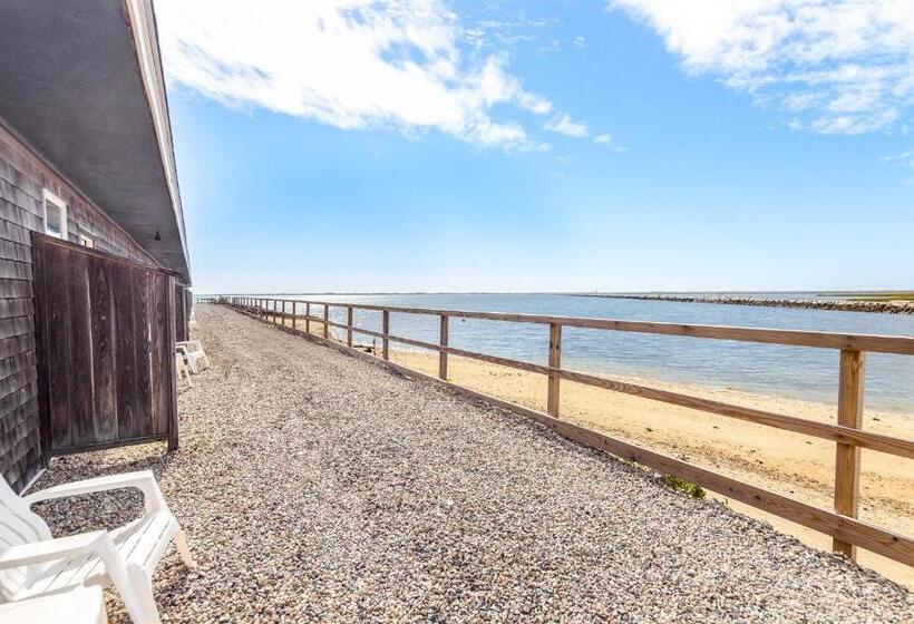 带海景的标准房, Provincetown Inn
