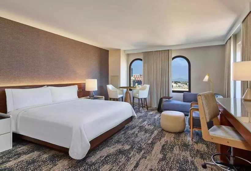 اتاق اجرایی با تخت بزرگ, The Westin San Diego Gaslamp Quarter