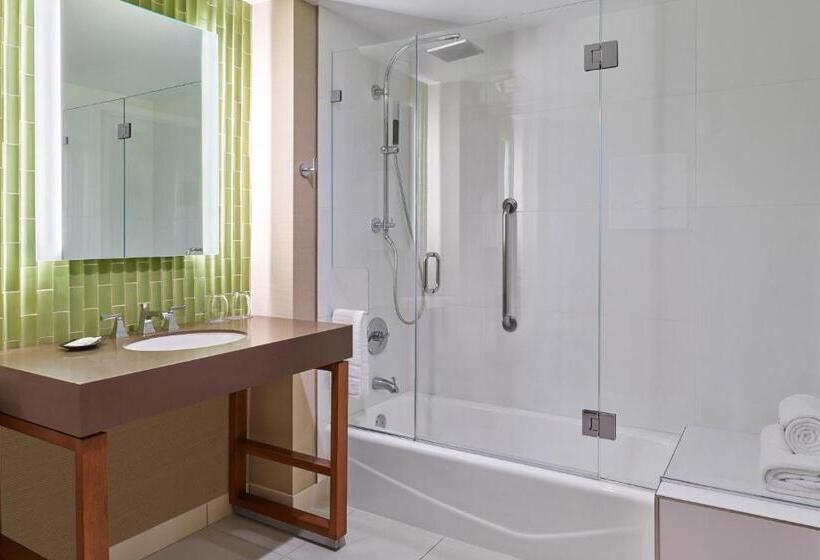 جناح جونيور سرير كينج, The Westin San Diego Gaslamp Quarter