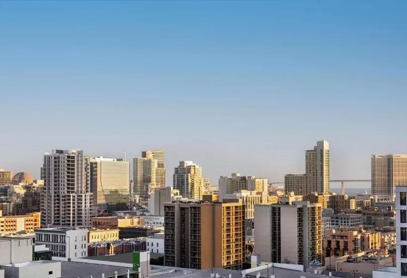سوئیت با تخت بزرگ, The Westin San Diego Gaslamp Quarter