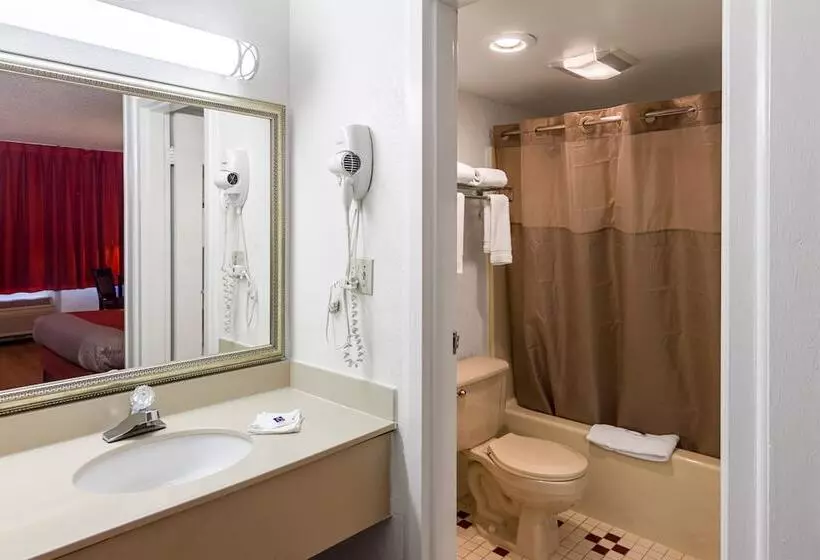２ダブルベッドのスタンダードルーム, Motel 6 Groton, Ct  Casinos Nearby