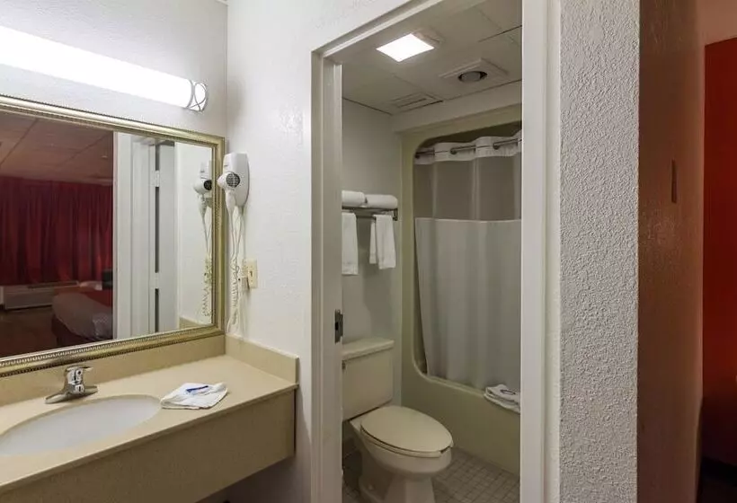 ２ダブルベッドのスタンダードルーム, Motel 6 Groton, Ct  Casinos Nearby