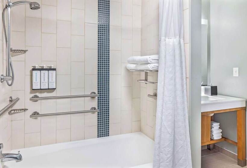 Номер Стандарт 2 Двуспальные Кровати, Hyatt Place Waikiki Beach