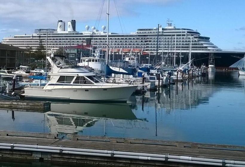 غرفة بريميوم مع إطلالات, Astoria Riverwalk Inn