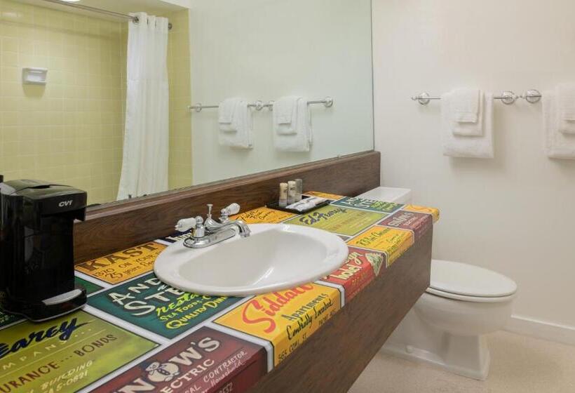 غرفة بريميوم مع إطلالات, Astoria Riverwalk Inn