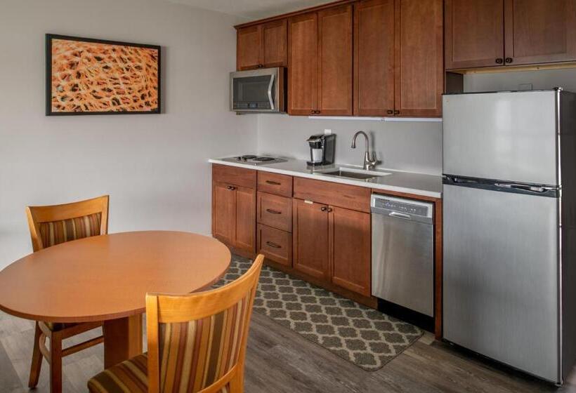 جناح سرير كينج, Astoria Riverwalk Inn