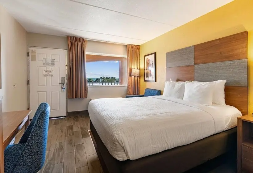 キングサイズベッドのスタンダードルーム, Clarion Pointe Galveston Beachfront