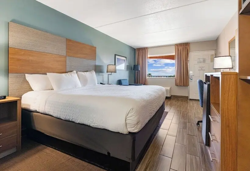 身障者適用キングサイズベッドルーム, Clarion Pointe Galveston Beachfront