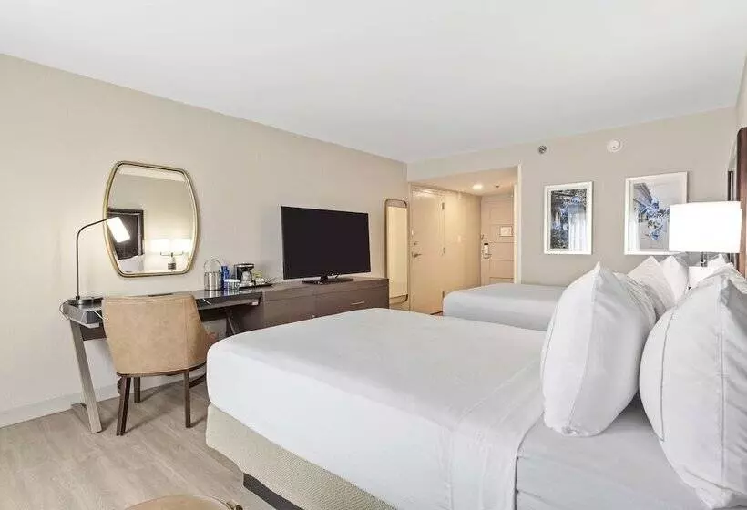 ２ダブルベッドのスタンダードルーム, Doubletree By Hilton Columbus