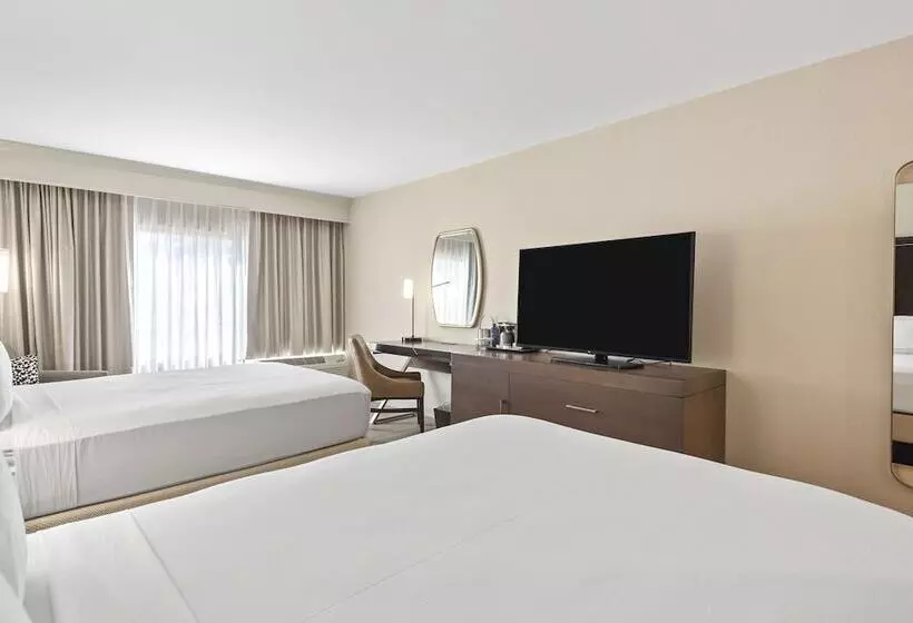 ２ダブルベッドのスタンダードルーム, Doubletree By Hilton Columbus