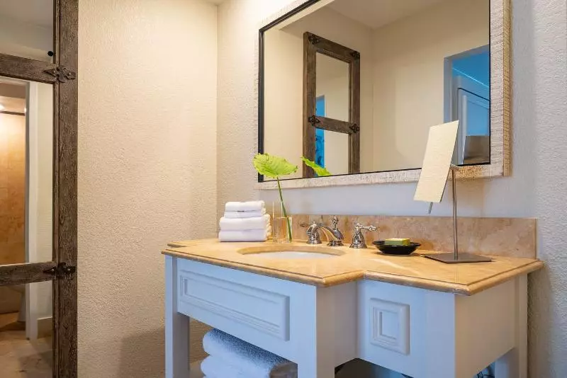 استودیو استاندارد با تخت کینگ, Havana Cabana At Key West