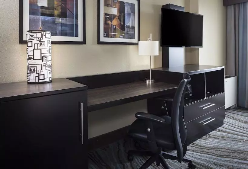 Standard-huone 2 Parivuodetta, Holiday Inn Rock Island Quad Cities, An Ihg