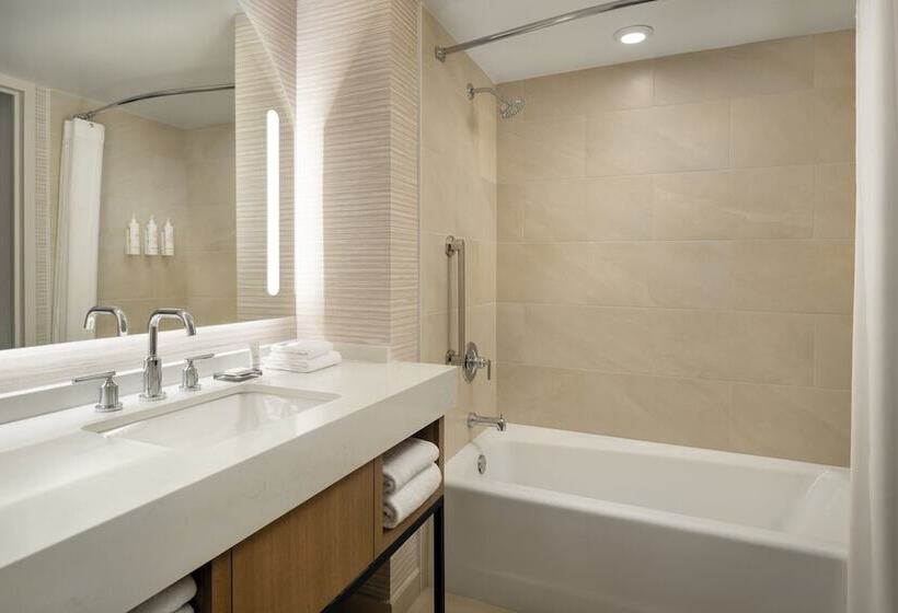 غرفة قياسية سرير مزدوج مطلة على المدينة, San Diego Marriott Marquis And Marina