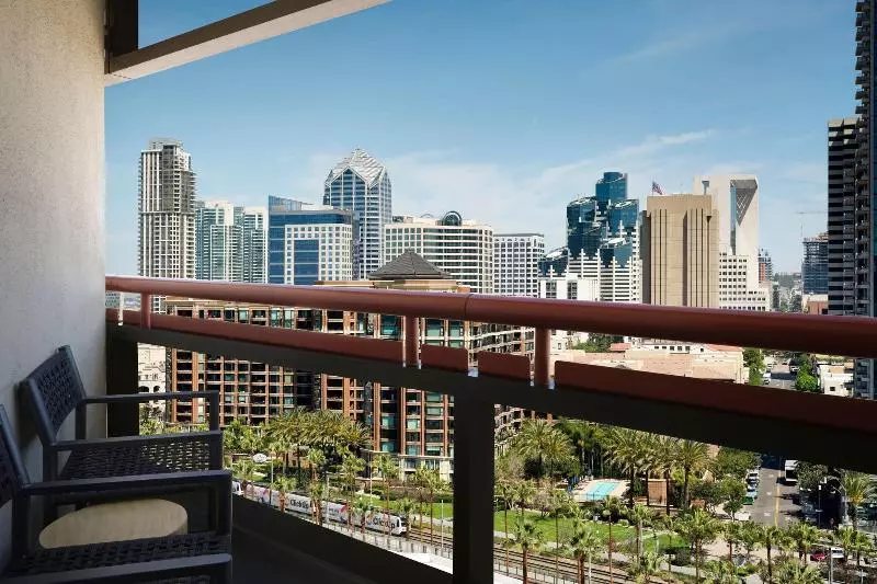 اتاق استاندارد با تخت بزرگ, San Diego Marriott Marquis And Marina
