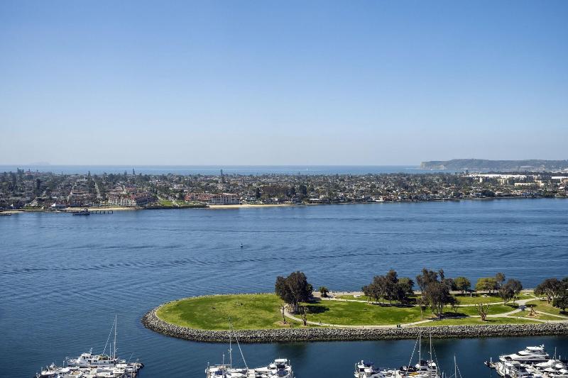 غرفة قياسية سرير كينج, San Diego Marriott Marquis And Marina