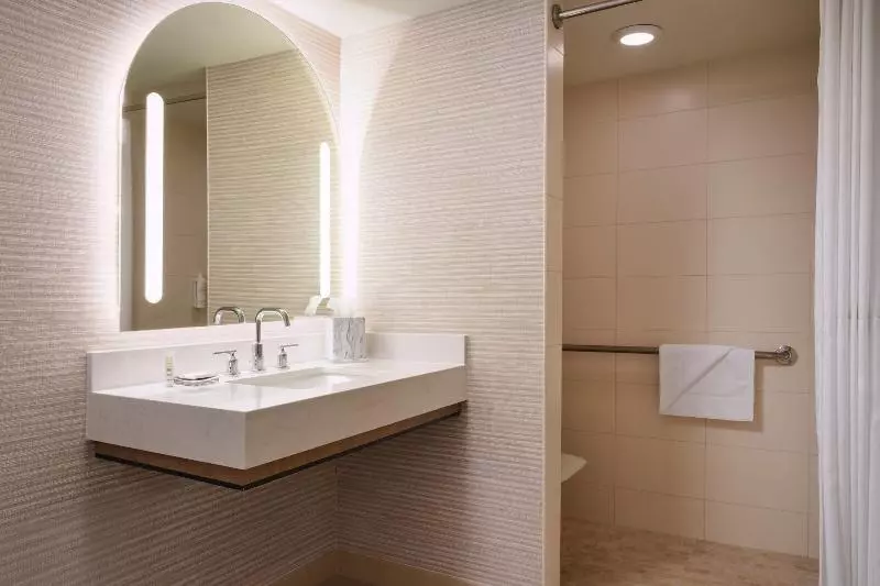 اتاق استاندارد برای معلولان, San Diego Marriott Marquis And Marina