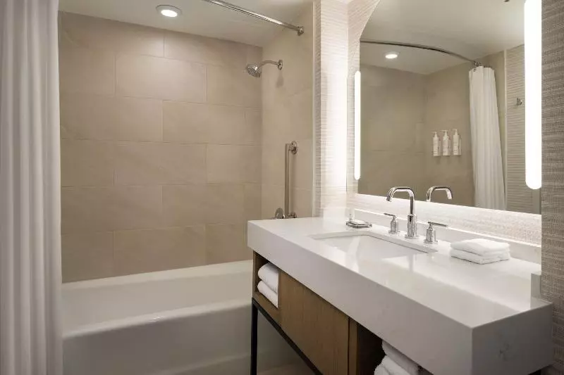 اتاق استاندارد با چشمانداز شهر, San Diego Marriott Marquis And Marina