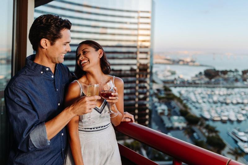 غرفة قياسية سرير كينج, San Diego Marriott Marquis And Marina