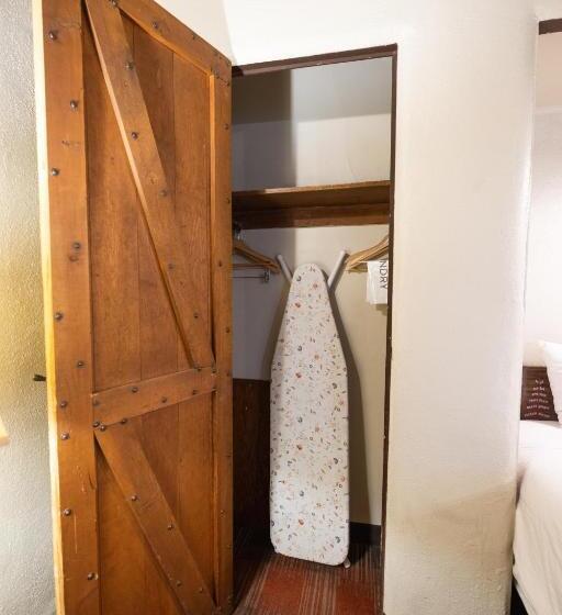 スタンダードルーム, Sagebrush Inn & Suites