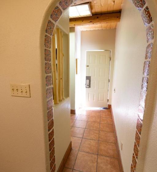 デラックスルーム, Sagebrush Inn & Suites