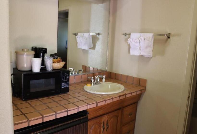 デラックスルーム, Sagebrush Inn & Suites