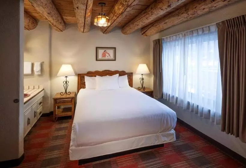 ジュニアスイート, Sagebrush Inn & Suites