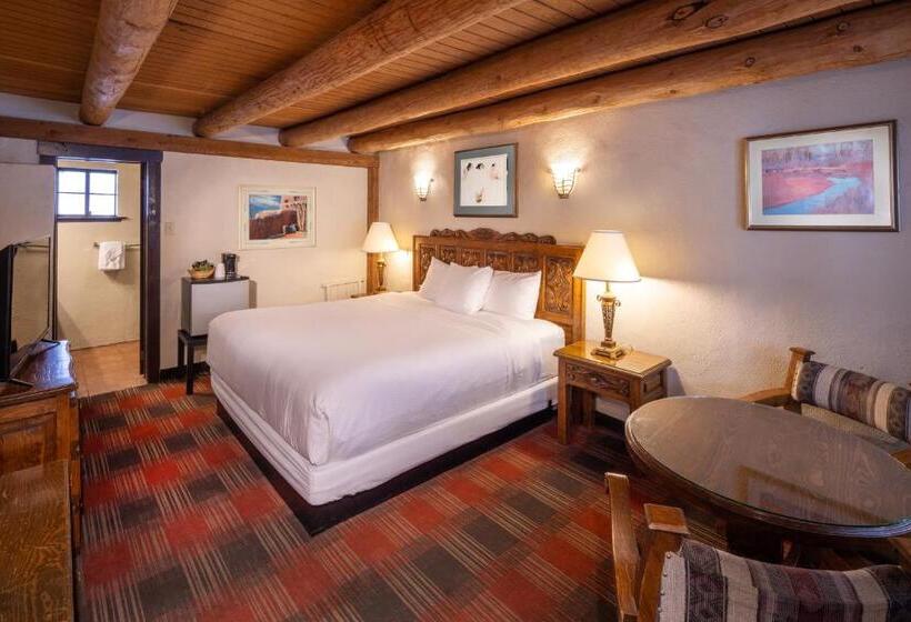 スタンダードインサイドビュールーム, Sagebrush Inn & Suites