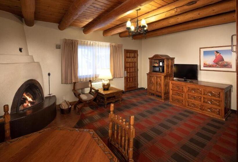 デラックススイート, Sagebrush Inn & Suites