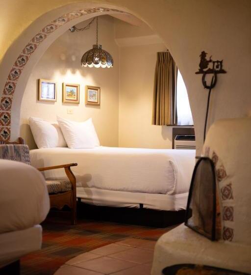 标准间, Sagebrush Inn & Suites