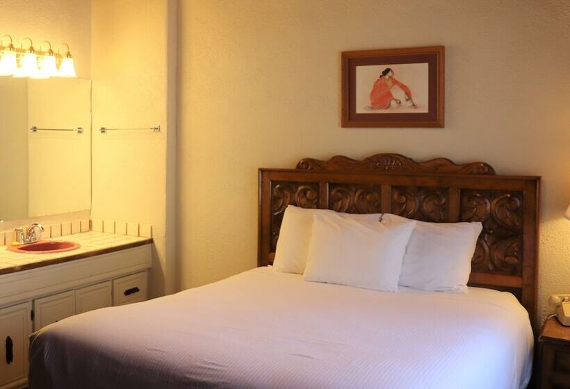 ジュニアスイート, Sagebrush Inn & Suites