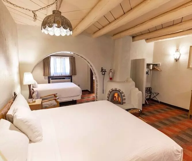 Superior-huone, Sagebrush Inn & Suites