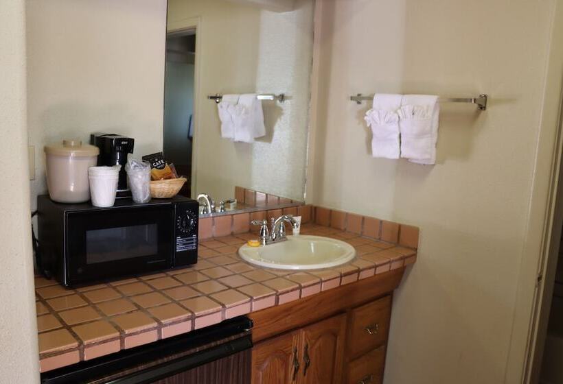 デラックスルーム, Sagebrush Inn & Suites