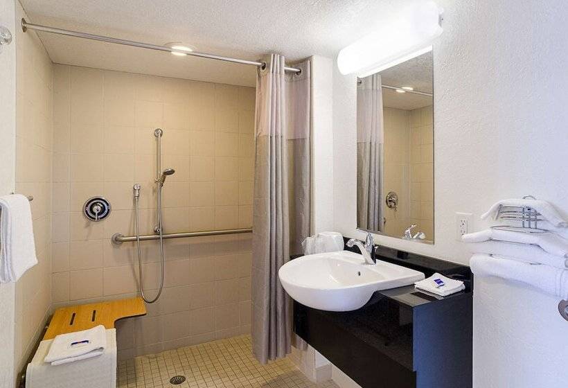 Номер Стандарт 2 Двуспальные Кровати, Motel 6 Denver, Co Downtown