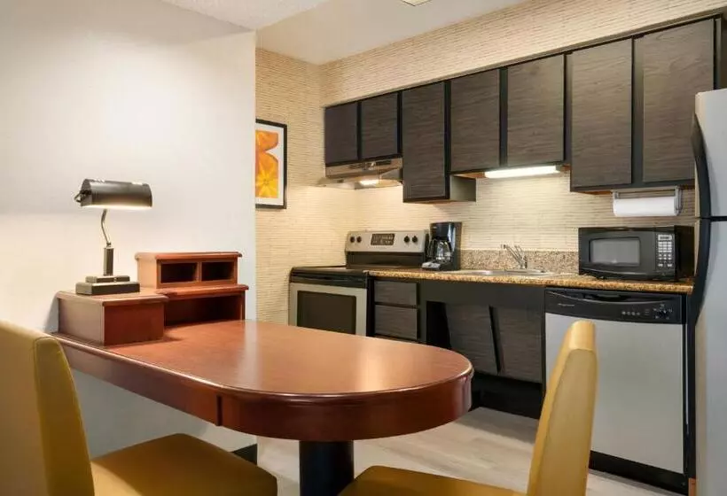スイート, Hawthorn Suites By Wyndham Tinton Falls