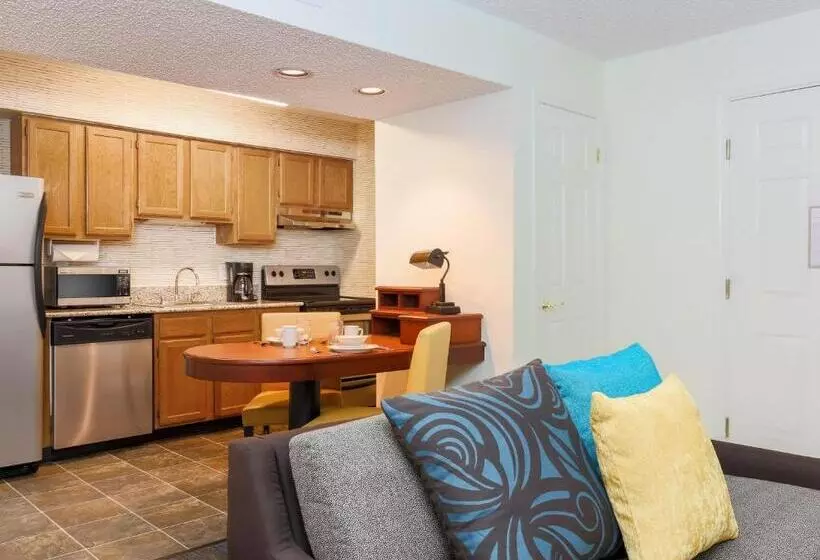 キングサイドベッドのスタンダードワンルーム, Hawthorn Suites By Wyndham Tinton Falls