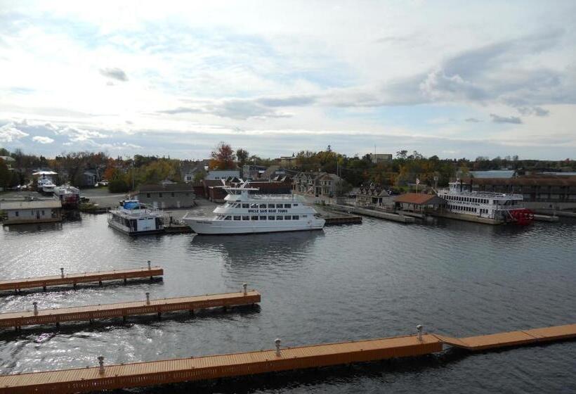 חדר סטנדרט עם מיטת קינג, Riveredge Resort