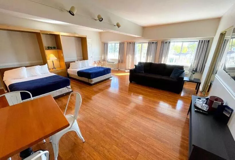 ファミリージュニアスイート, Riveredge Resort