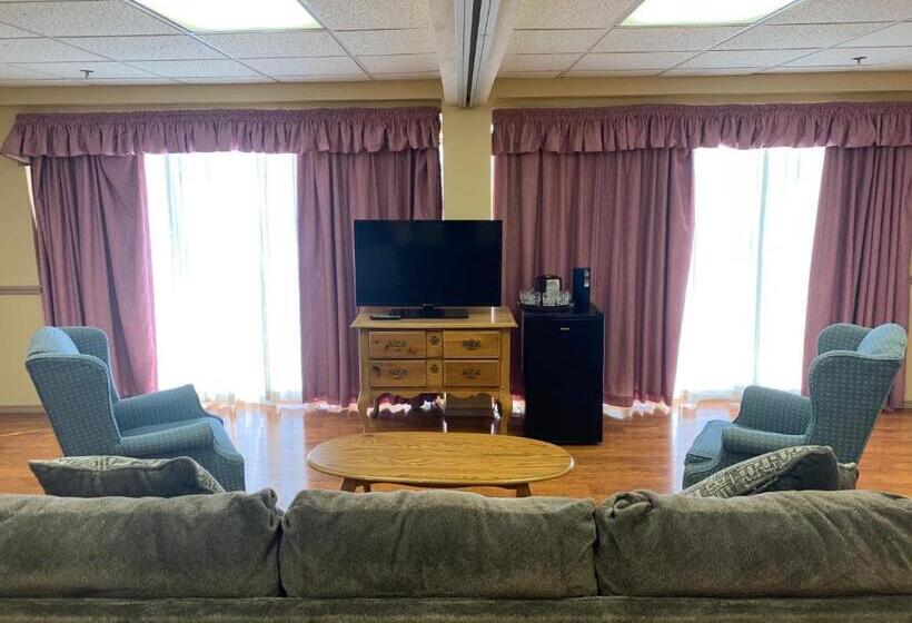 Семейный Номер Deluxe, Riveredge Resort