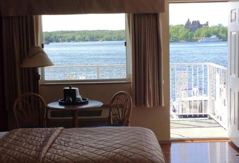 Номер Deluxe Кровать Кинг, Riveredge Resort
