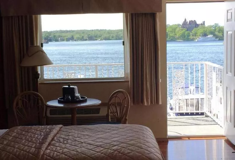 キングサイズベッドのデラックスルーム, Riveredge Resort