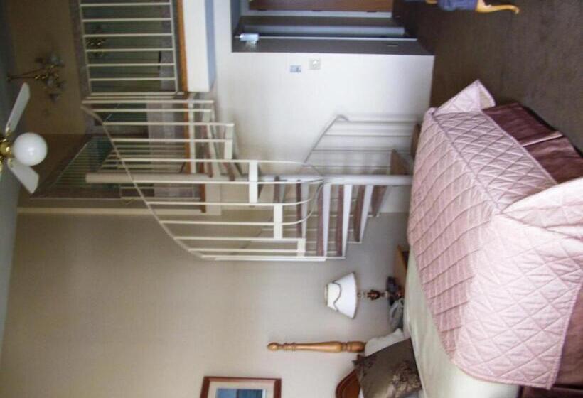 סוויטה דלוקס, Riveredge Resort